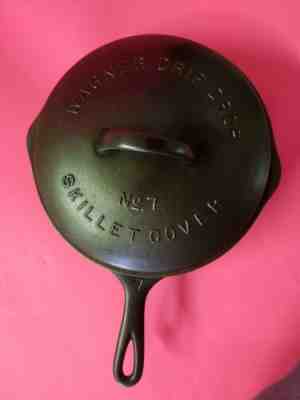Vintage Cast Iron Wagner Ware 1057 F No.7 Skillet with Raised Letter Lid 1067