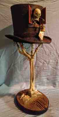 Rucus Studios Scott Smith Halloween Skeleton Top Hat & Stand Bethany Lowe RARE