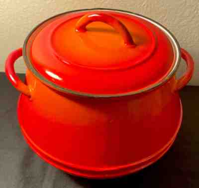 Vintage Descoware Made In Belgium Flame Red Bean Pot Enamel w Lid 3qt EXCELLENT!