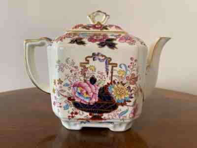 Beautiful Floral Vintage Teapot with Gold Detailing (Mason's Brocade English)