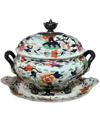 Large Worcester Porcelain China Lidded Soup Tureen & Stand Imari pattern ca 1820