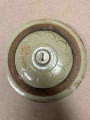 Red Wing Stoneware 1 Gallon Button Petal Wing Crock Lid vintage RARE