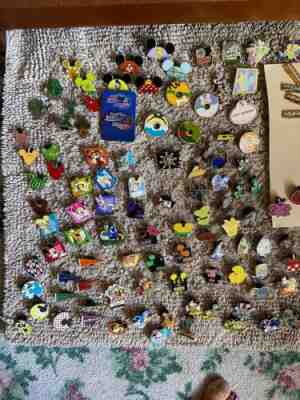 DISNEY WDW VINTAGE LOT 200 PINS HIDDEN MICKEY CAST LANYARD HATS TINKERBELL DUFFY