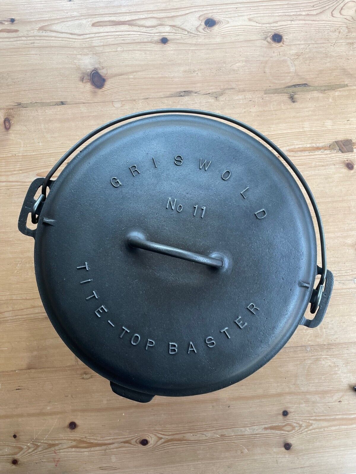 1920 Griswold Cast Iron Slant Logo No. 11 Tite Top Dutch Oven 836 & 2554 w/ Lid