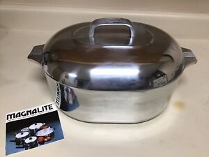 Vintage unused Magnalite GHC 8 Qt, 10" Covered Oval Roaster, with Rack, in box