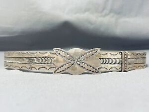 VERY IMPORTANT BEST VINTAGE NAVAJO KEE JOE BENALLY STERLING SILVER HAT CONCHO