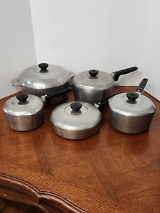 10 Pc Vintage Magnalite GHC Cookware Set, 1.5 Qt, 2 Qt, 3 Qt, 5 Qt & 8" Fry Pan