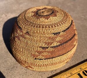 Vintage Beautiful Antique 1890-1910s California Hupa / Karuk Indian Basket / Hat