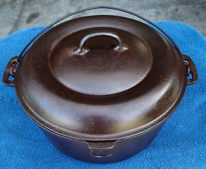Large Favorite Piqua Ware 10 Cast Iron Dutch Oven w/ Donut Cover Lid and TRIVET!