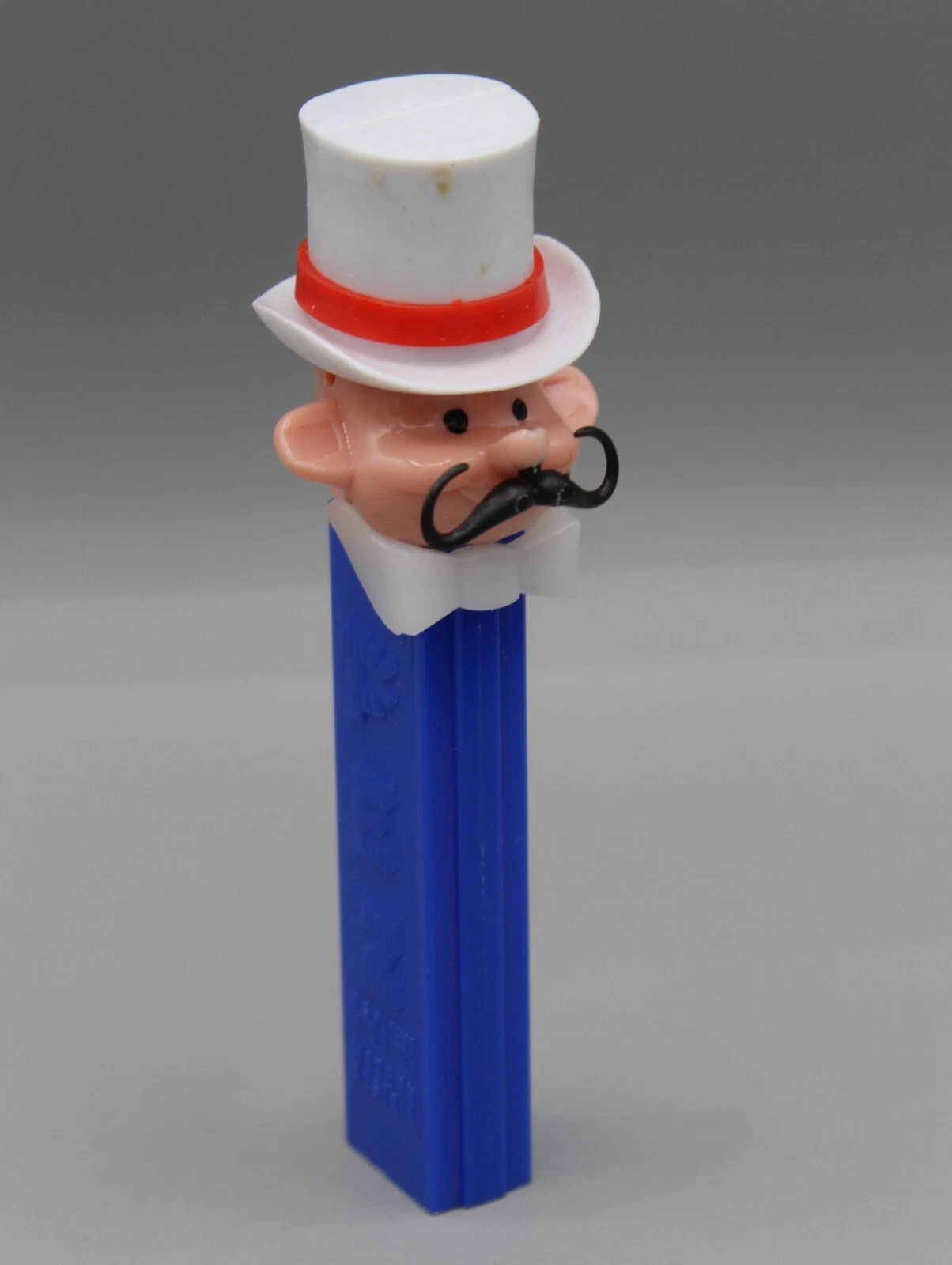 Vintage Ringmaster Pez Dispenser No Feet Blue Stem White & Red Hat Austria
