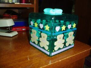 VTG. 1987 SANRIO TEDDY BEAR SQUARE PLASTIC BOX WITH LID