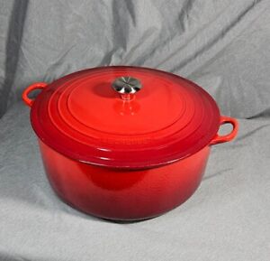 Vintage 13.25 Quart Le Creuset France Enamel Cast Iron #34 Red Cerise Dutch Oven