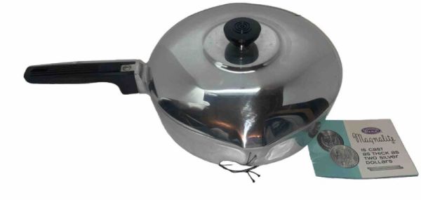 New Vintage Wagner-Ware Sidney O MAGNALITE 4569-P Deep Frying Pan & Lid NWT