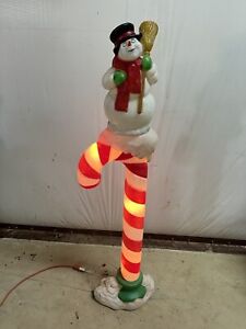 VTG Blow Mold Snowman Top Candy Cane Snow Pole Santas Best Hat Broom Tall Frosty