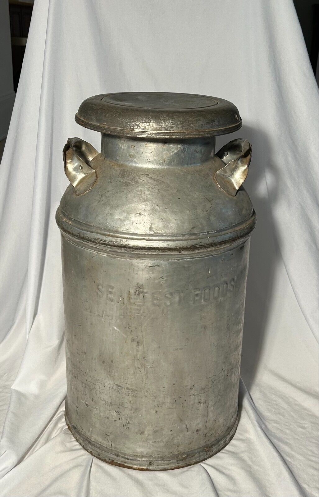 10-Gal (40 qt) Sealtest Milk/Cream Can w/Lid *Vintage*