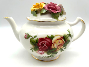 Rare Vintage 1962 Royal Albert Old Country Roses Bouquet Teapot w/ Lid