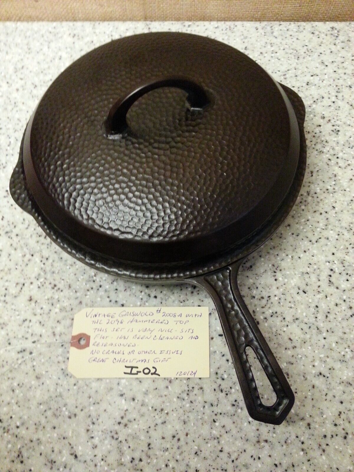 Vintage Griswold Cast Iron Hinged Skillet Hammered Design Size 8 NICE Restored