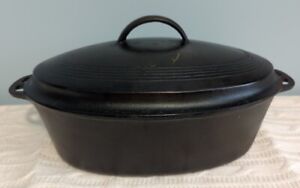 Antique Cast Iron Wagner Ware Sidney Oval Roaster & Lid 1283