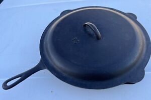New ListingVintage Lodge SK #14 Cast Iron Skillet 3 Notch Heat Ring LID COVER Campfire Cook