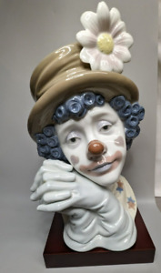 Huge Vintage Lladro Porcelain Flower Hat Clown Figure & Wood Base Marked