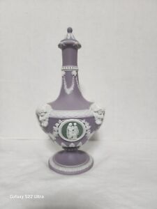 VTG Wedgwood Tri-Color Jasperware Lilac Barber Bottle 10" with Lid/Stopper NICE!