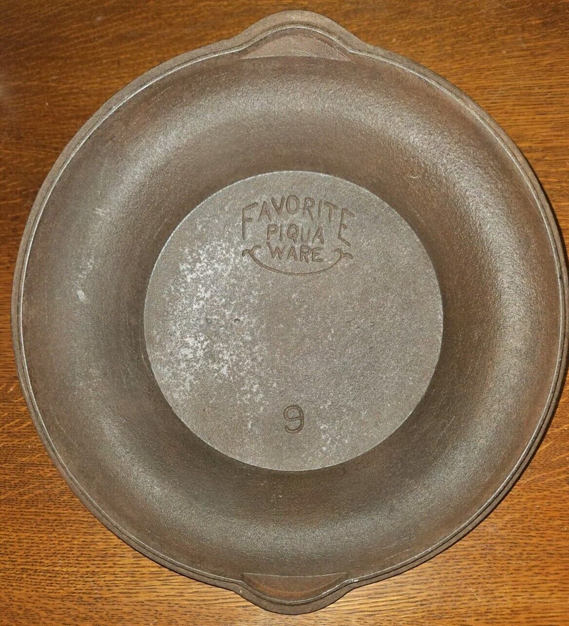 Rare Favorite Piqua Ware #9Castiron Doughnut Lid With Smiley Logo