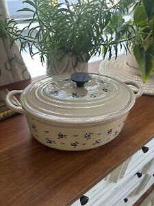 Le Creuset Vintage 4 Qt. Oval Dutch Oven With Lid Petite Fruit Pattern