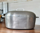 WagnerWare Magnalite #4267 P Sidney O 13 Qt Aluminum Dutch Oven Roaster w Trivet