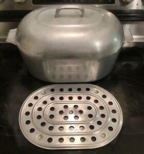 Vtg Magnalite Sidney O Wagner Ware 4267-P Turkey Roaster 13Q Oval W/Lid & Trivet