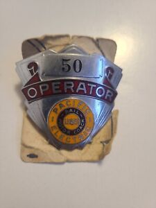 VINTAGE PACIFIC ELECTRIC RAIL MOTOR COACH LINES OPERATOR HAT BADGE: LOS ANGELES