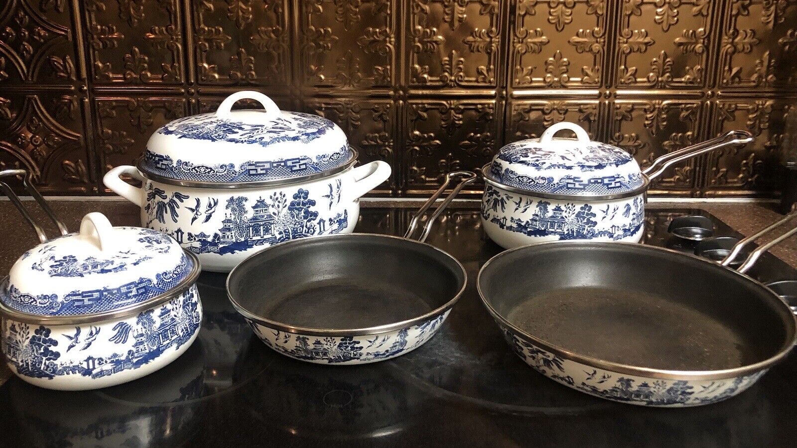 VTG Blue Willow Enamel Cookware Pots Pans Lids Set Of 8 Enamelware Cottagecore