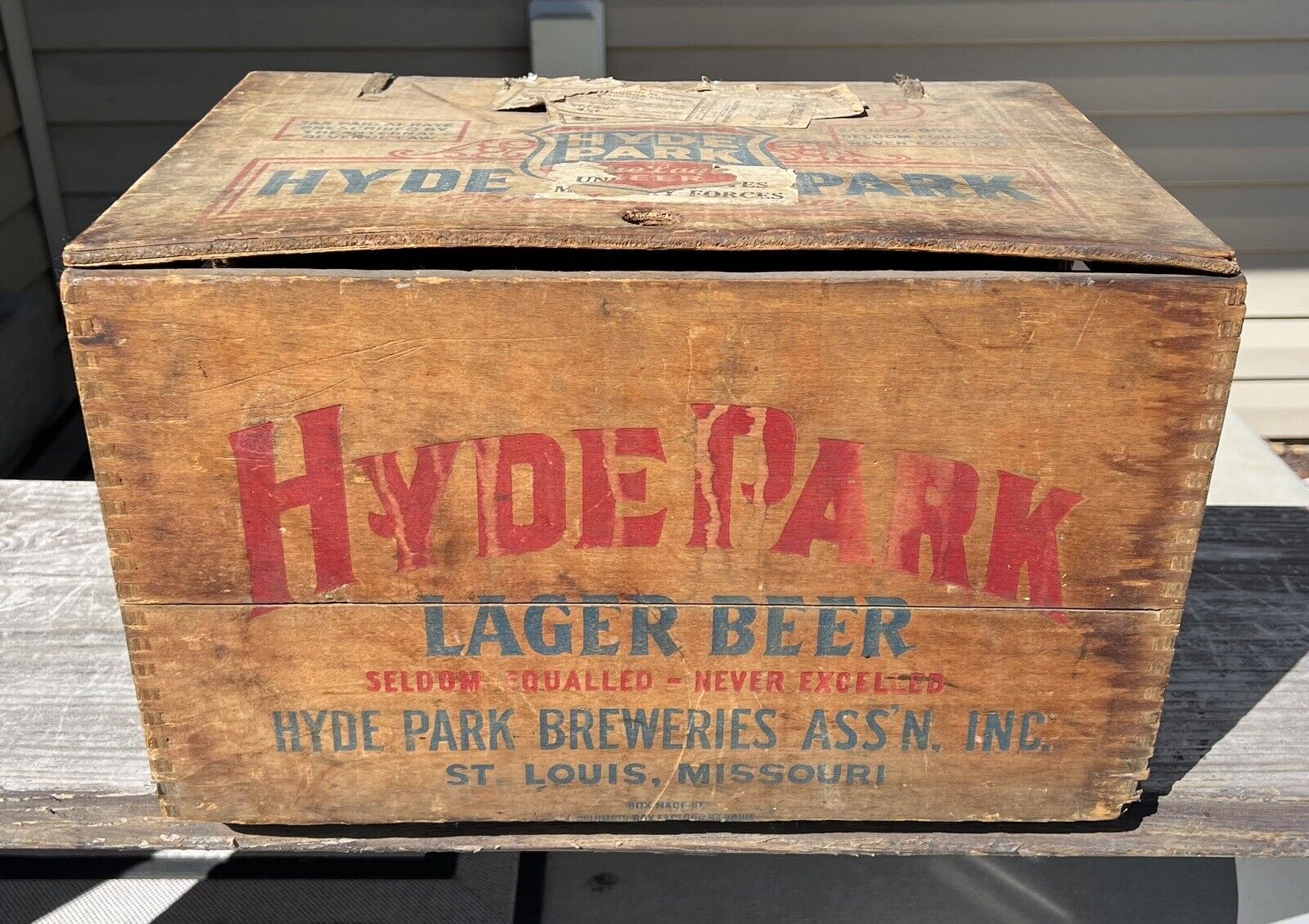 Vintage 1942 Hyde Park Lager Beer St Louis Wood Shipping Crate w/ Lid