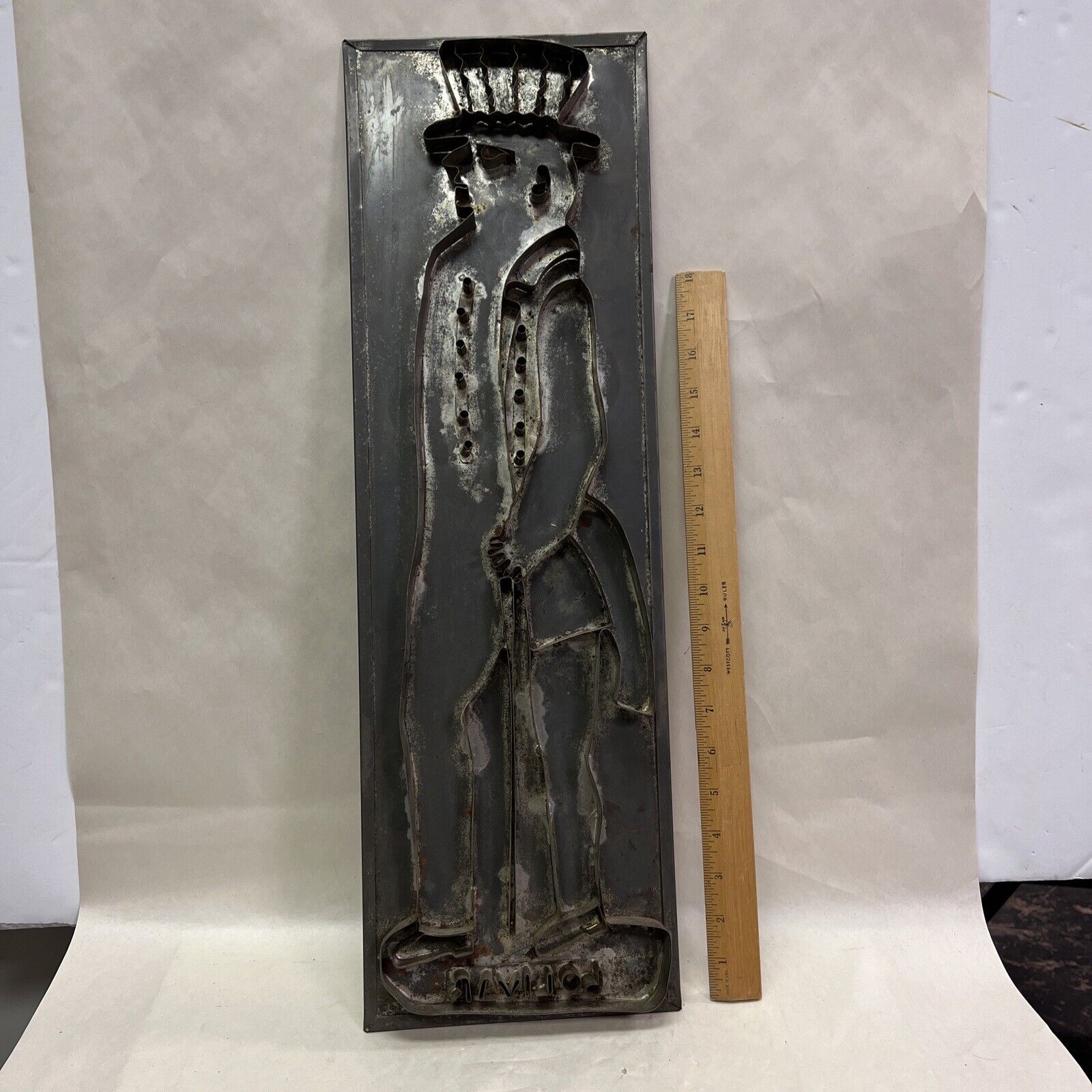 LARGE VTG OR ANTIQUE PRIMITIVE COOKIE CUTTER SOLDERED TIN UNCLE SAM MAN TOP HAT