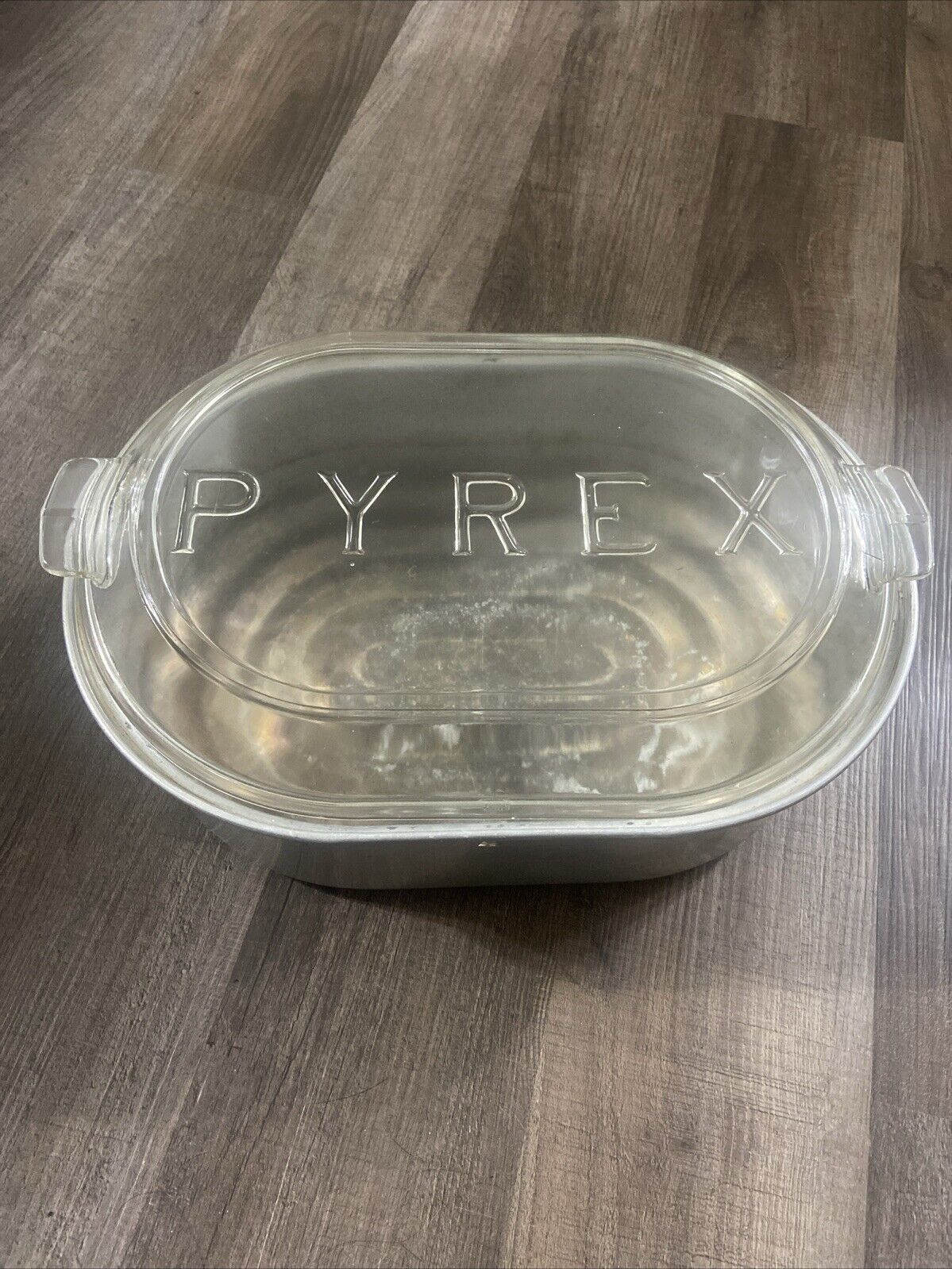 VTG 1926-30 Rare 15” X 10 1/2” Glass PYREX 2000 Lid With Aluminum Roaster