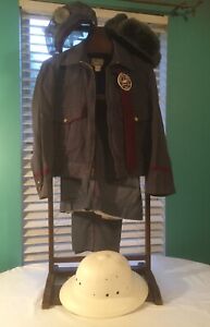 VINTAGE USPS POSTMAN'S UNIFORM, HATS, BADGES, SER. PINS & ACCESSORIES - MUSEUM ?