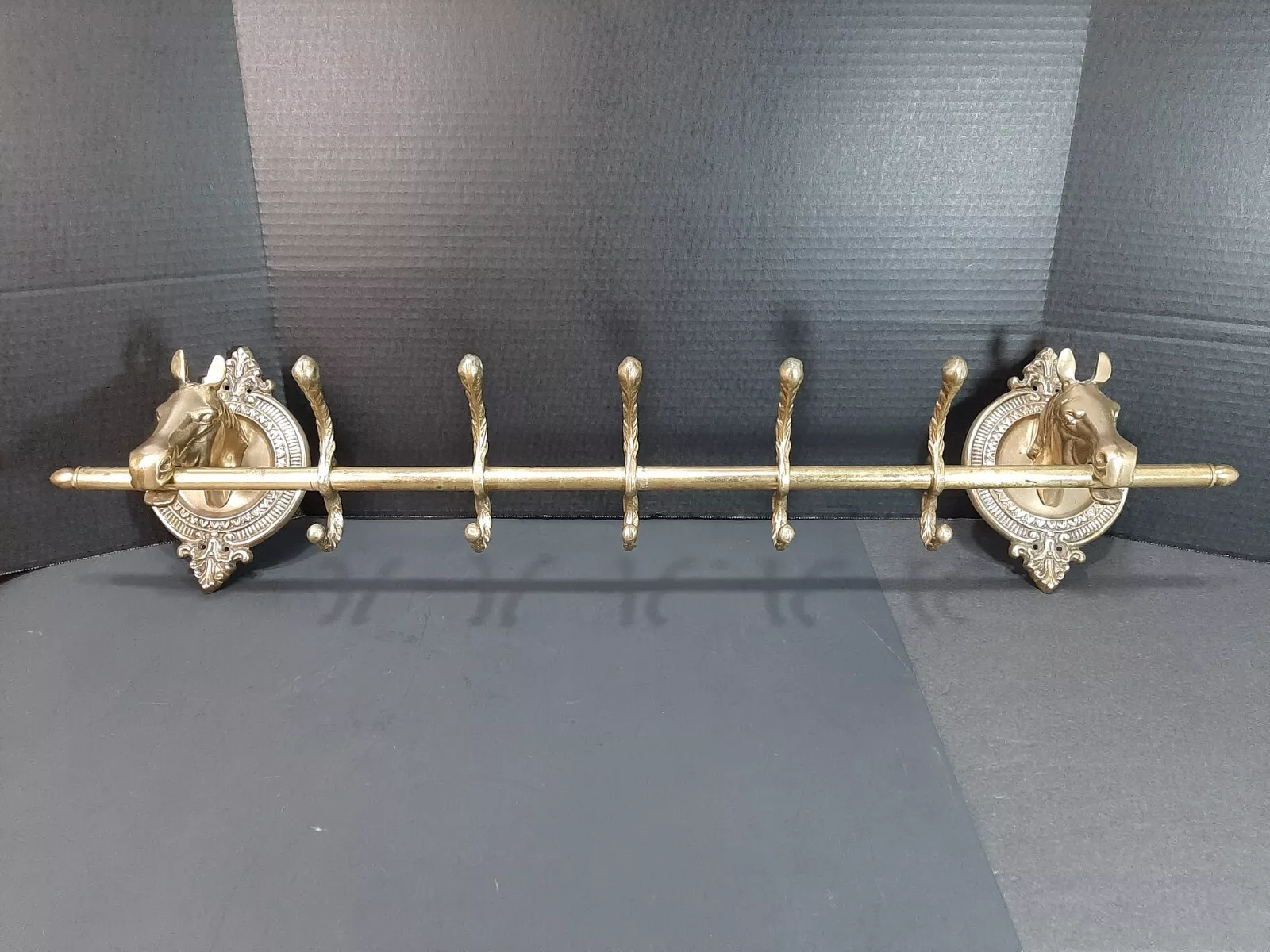 Vtg Mid Century Brass Horse Head Wall Coat Hat Towel 5 Hook Rack Western