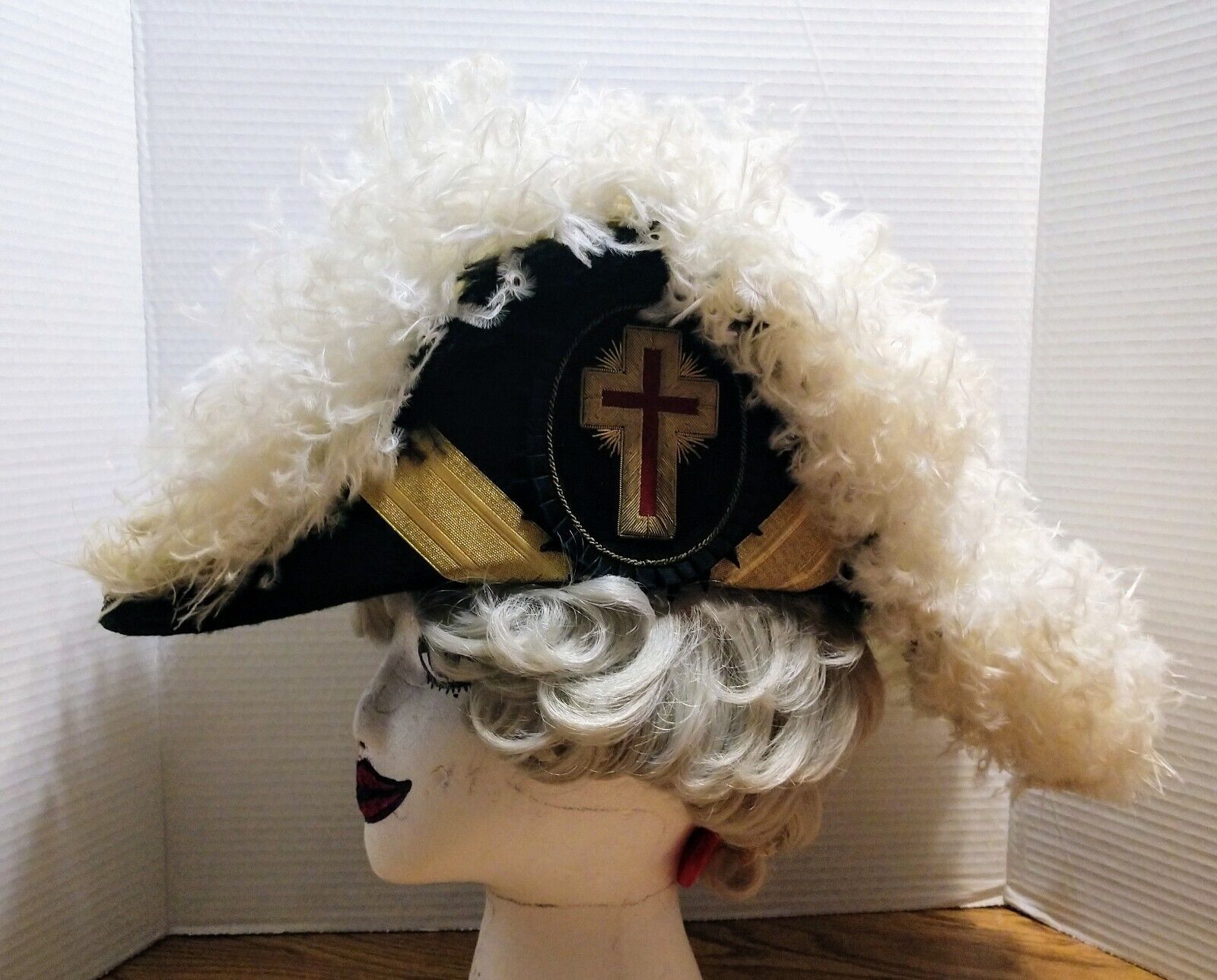 Vintage Masonic Knights Templar York Rite Ostrich Feather MacMillan & Ward Hat