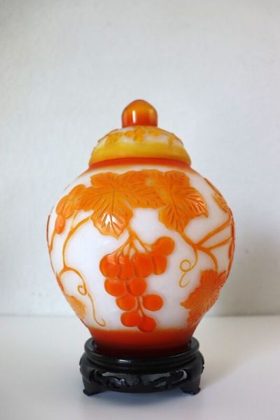 Vintage Chinese Orange & White Peking Glass Ginger Jar w/Lid