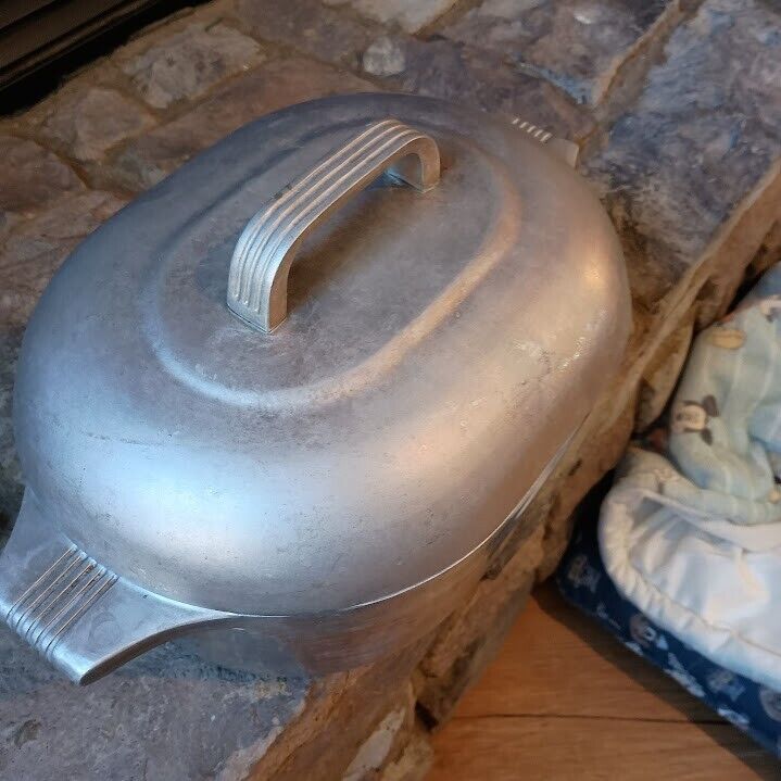 Wagner Ware Magnalite 4263 Sidney O Roasterette 4.5 Qt. Aluminum Roaster w Lid