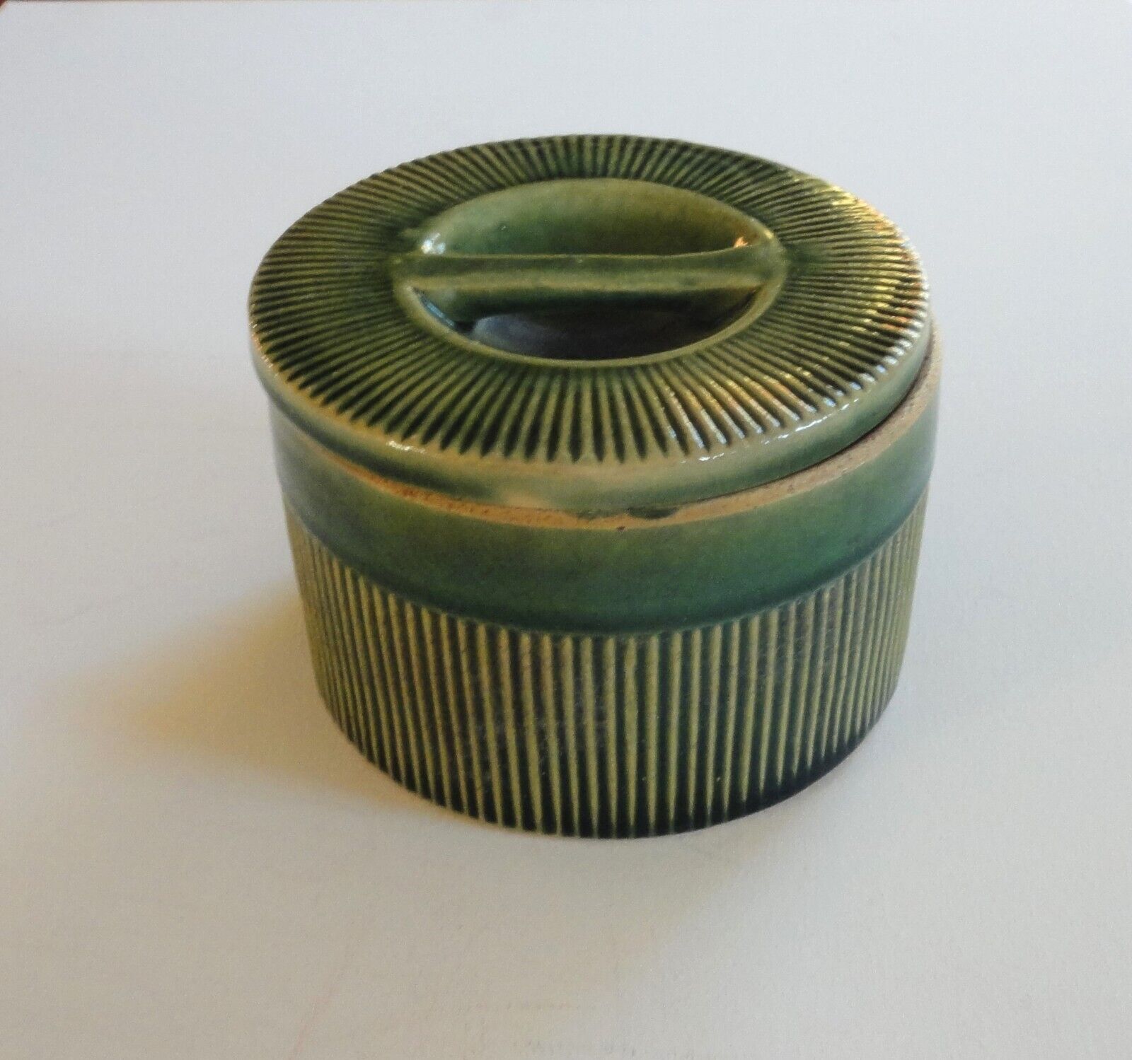 Antique Hull Pottery Yellow Ware Green Carved Lidded Jar Canister Circle H Mark