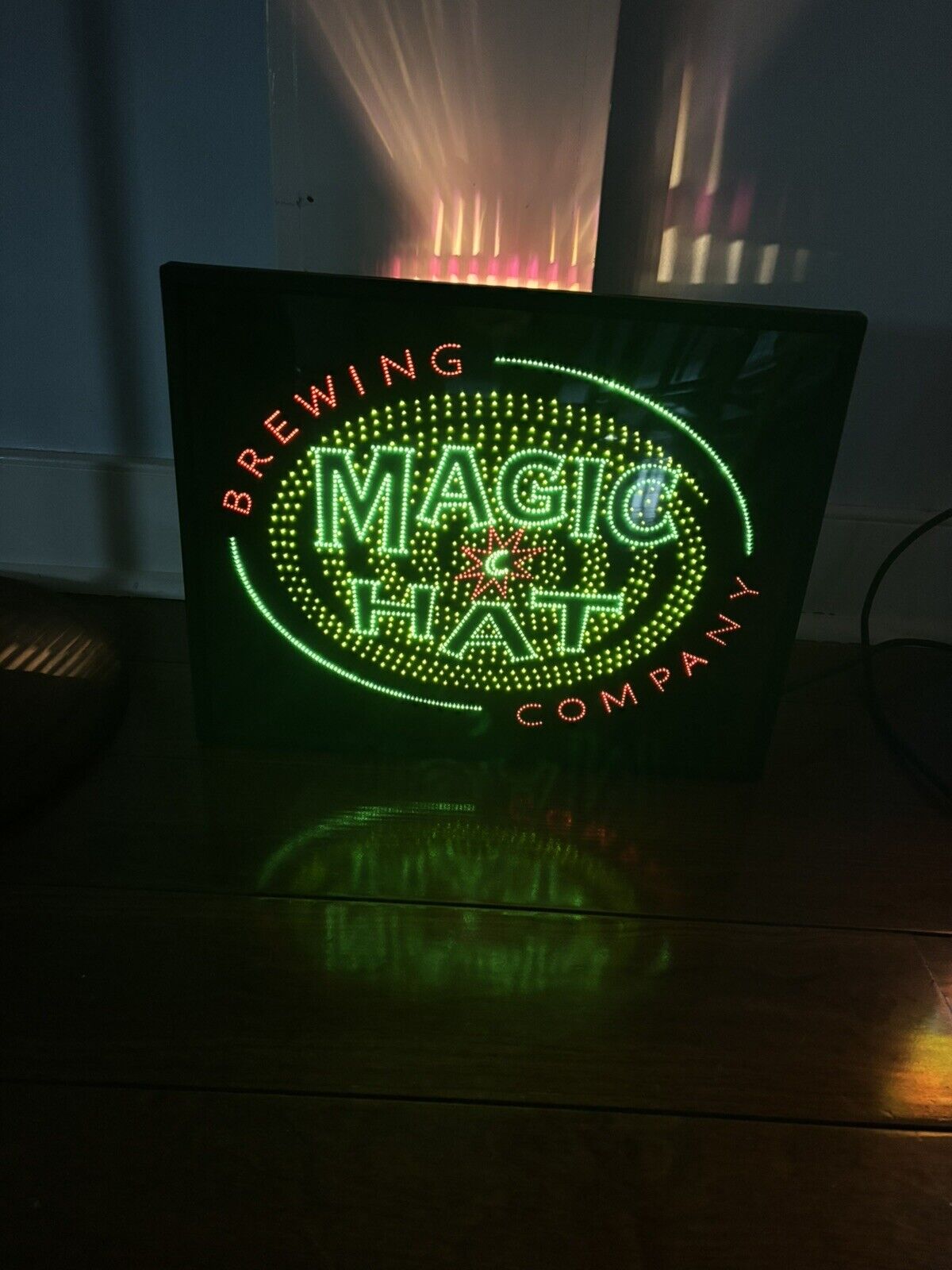 VTG 2002 MAGIC HAT BREWING BEER FIBER OPTIC MOTION BAR LIGHT SIGN VT Rare 16”