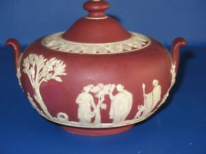 VINTAGE ENGLISH WEDGWOOD CRIMSON DIP JASPERWARE SUGAR BOWL WITH LID