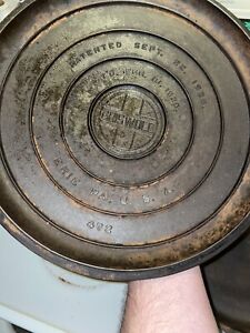 Griswold Cast Iron #12 Smooth Top Large Logo Skillet Lid