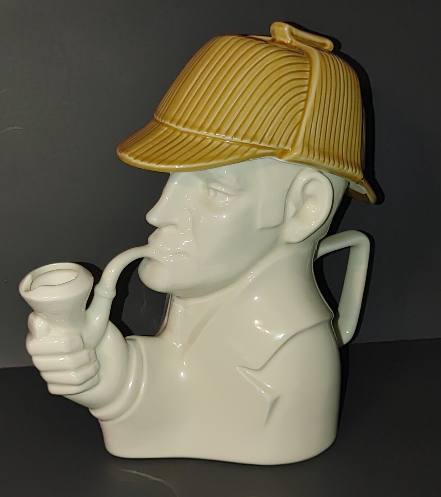SHERLOCK HOLMES HALL CERAMIC TEAPOT 1980s LITERARY DETECTIVE PIPE & CAP Rare HTF
