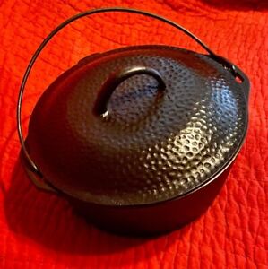 Vintage #8 Cast Iron Dutch Oven with Hammered lid. Stunning!