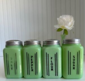 1930s RARE Vintage McKee Jadite Jadeite Uranium Vertical Lines Range Shaker Set