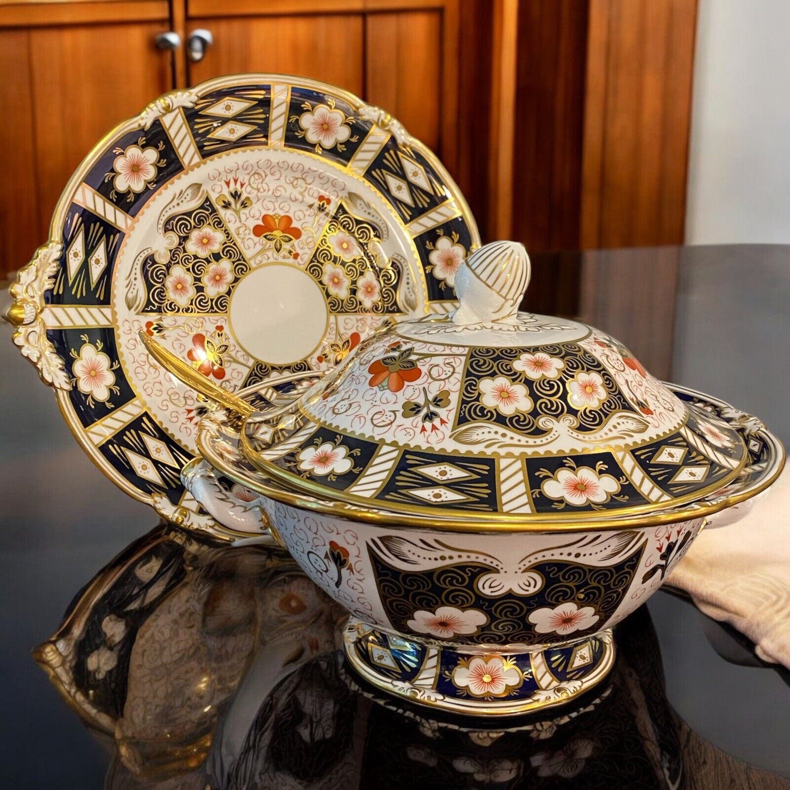 Royal Crown Derby Trad Imari 2451 Soup Tureen w/Underplate & Ladle Vintage 1976