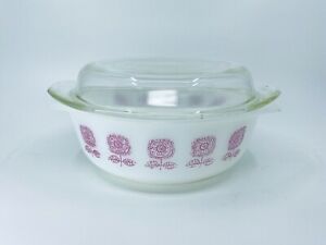 Vintage 1972 Pyrex Agee Crown Spanish Pink Sunflowers CR 200 Casserole w/ Lid