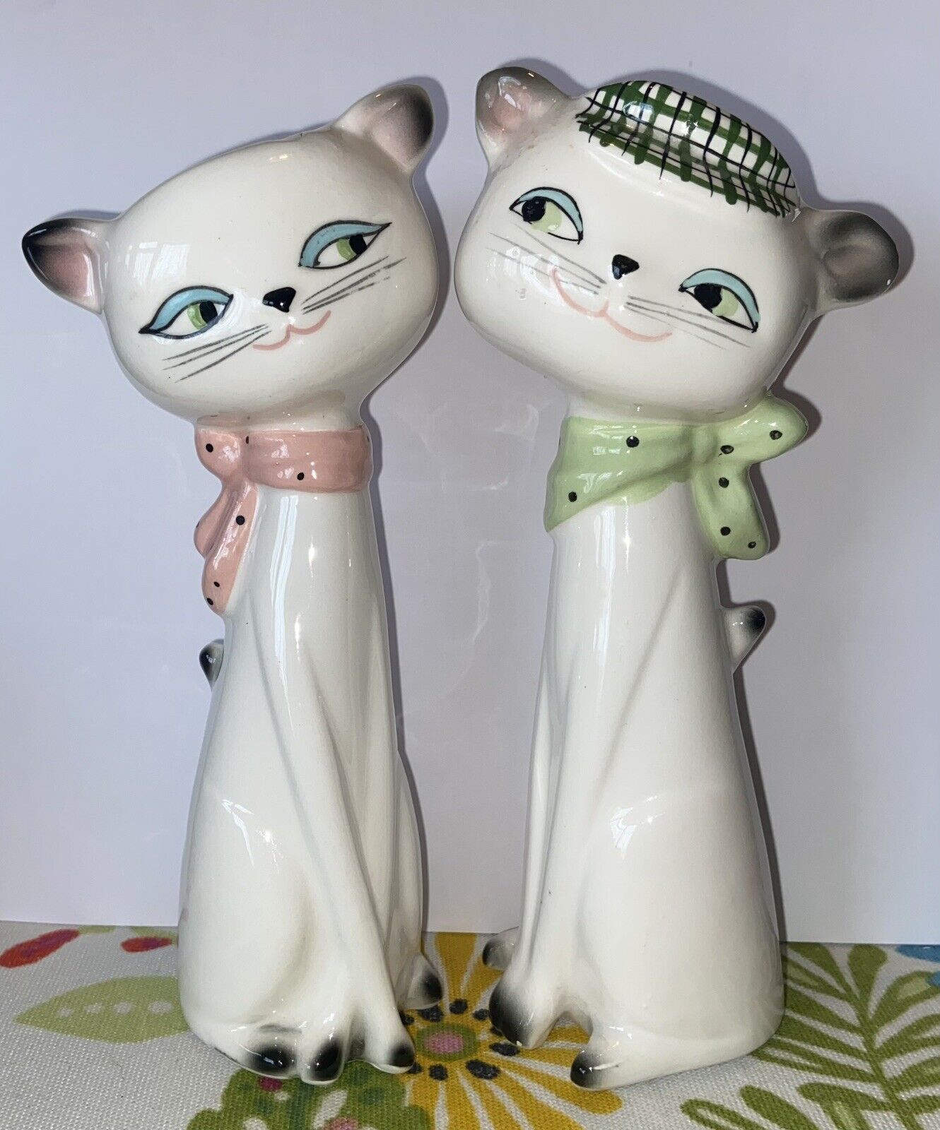 Vintage Holt Howard 1950's Cozy Kittens Cats Bud Flower Vase Planter Hat Scarf