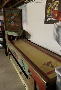 Vintage 1951 United's Top Hat Shuffle Bowling Arcade Machine Working Project